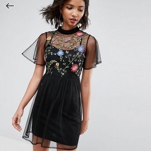 ASOS Mesh mini smock dress with floral embroidery with split sleeve, size 2